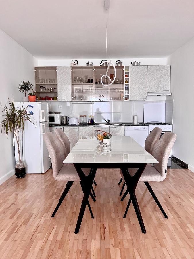 Apartment Lana ดูบรอฟนิก ภายนอก รูปภาพ